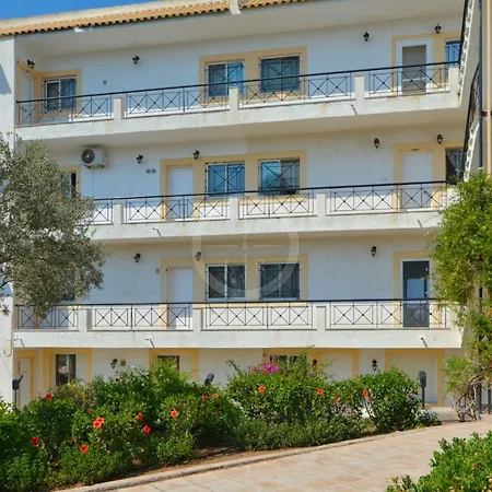 Ifigeneia Apartament *