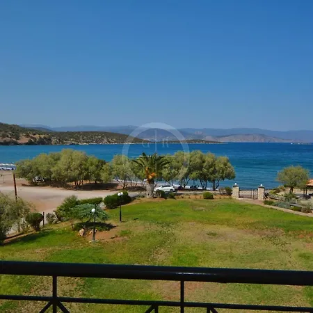 Ifigeneia Apartment